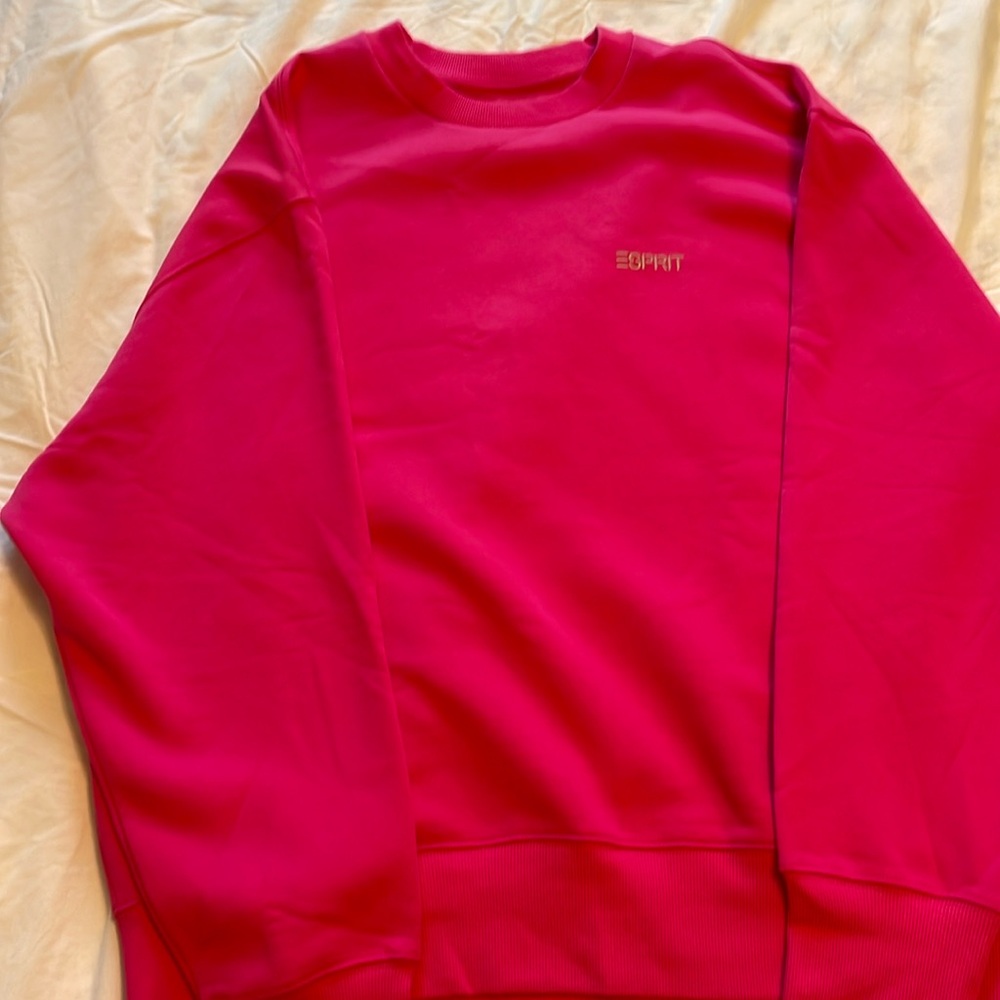 Esprit sweatshirt. Size L